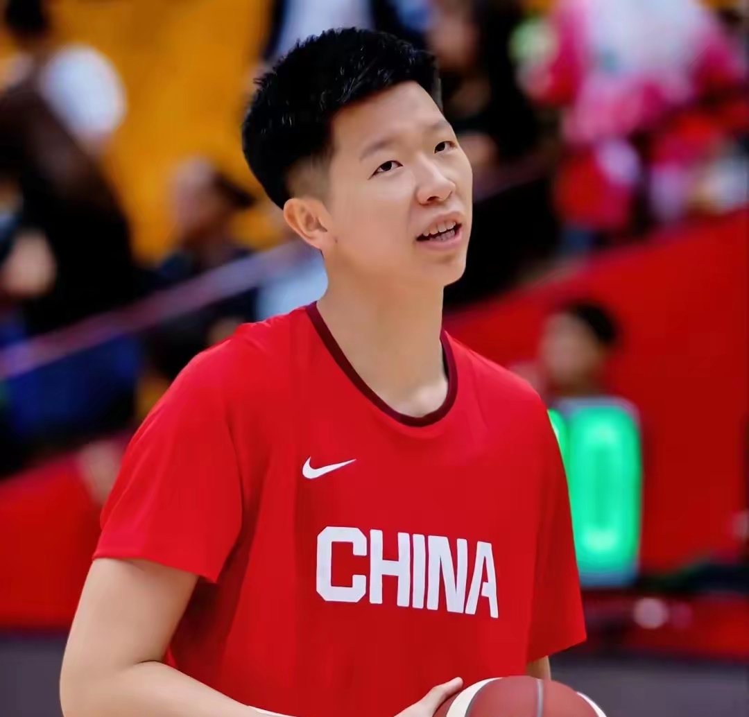 今夜体能课后；尼斯绝杀压哨备战CBA常规赛；更衣室稳定；赛程密集仍需轮换(也将被篮球再次点燃)